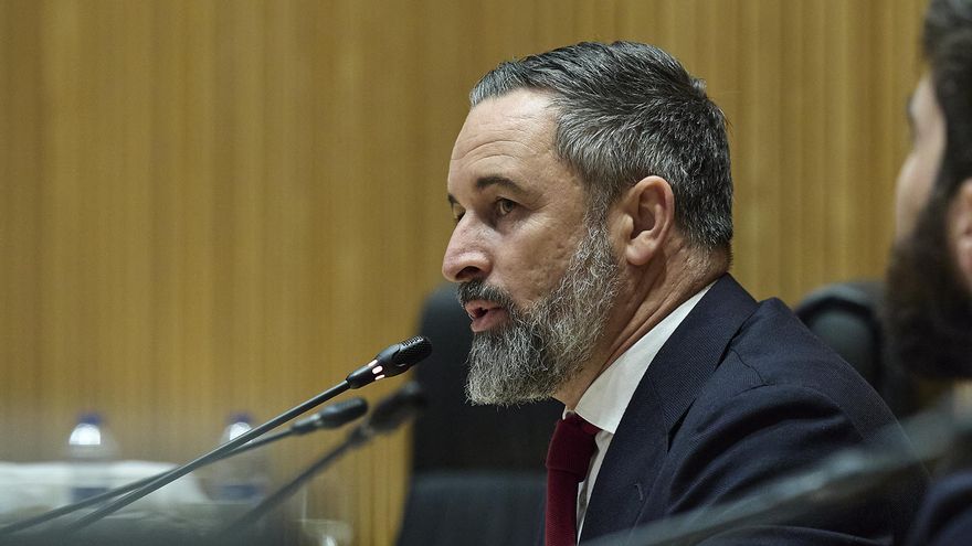 Abascal critica la gestión del Gobierno del PSOE con la presencia de León XIV
