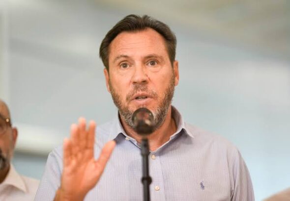 Oscar Puente dice que está sufriendo un calvario por eso no dimite