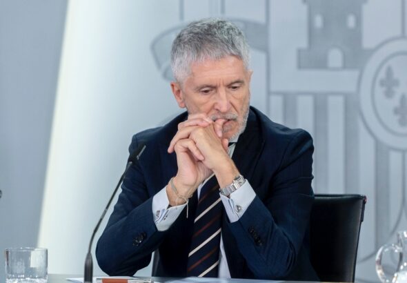 La Policía y la Guardia Civil se encierran en las instalaciones del Ministerio del Interior para exigir una jubilación digna tras un golpe de ruptura en las negociaciones