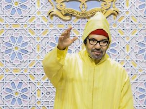 El Rey de Marruecos saca musculo y lanza una acusación a España de utilizar la invasión de Ceuta